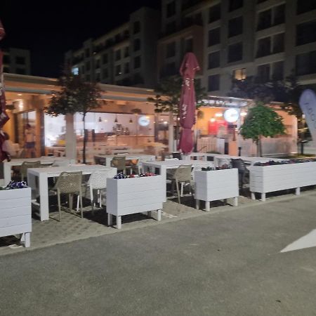 Summer Onix Mamaia Nord Apartament Navodari Dış mekan fotoğraf